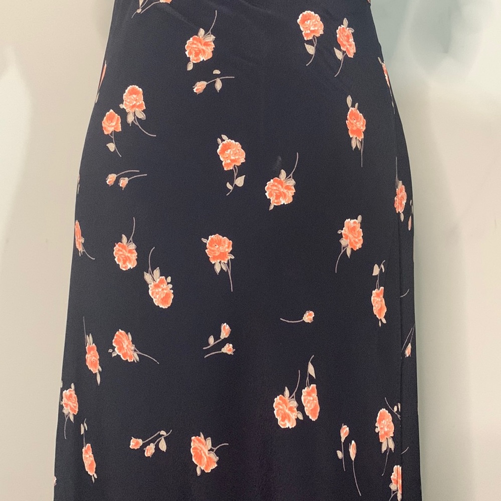 Bardot Maxi Dress in Raining Jasmine FLYNN SKYE
Color:Raining Jasmine Size: S - Picture 7 of 13